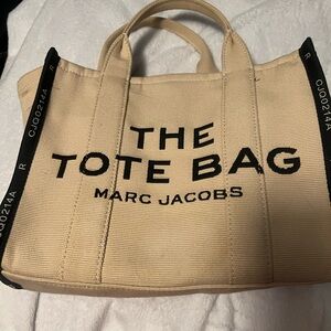 THE JACQUARD: MEDIUM TOTE BAG